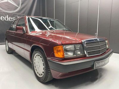 Gebraucht Mercedes 190 Avantgarde 109 PS (80 kW) 1993 Rot Limousine