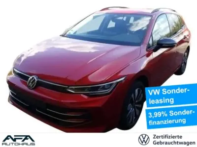 Gebraucht VW Golf VIII Goal 150 PS (110 kW) 2025 Rot Kombi