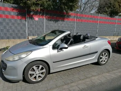 Gebraucht Peugeot 207 CC 120 PS (88 kW) 2007 Silber Cabrio