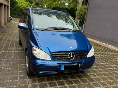 Gebraucht Mercedes Viano 150 PS (110 kW) 2010 Blau Van / Kleinbus