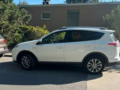 Gebraucht Toyota RAV4 155 PS (114 kW) 2018 Weiß SUV