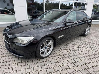 BMW 750