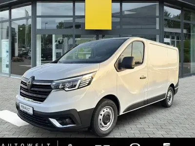 Neu Renault Trafic Komfort 131 PS (96 kW) 2026 Weiß Van / Kleinbus