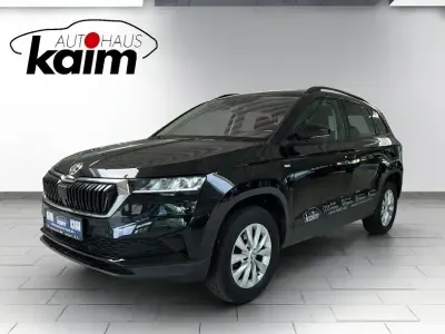 Gebraucht Skoda Karoq Tour 116 PS (85 kW) 2023 Schwarzmagic perleffekt SUV