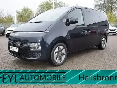 Gebraucht Hyundai Staria 177 PS (130 kW) 2023 Blau Van / Kleinbus
