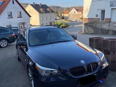 BMW 523