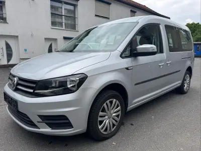 Gebraucht VW Caddy Trendline 102 PS (75 kW) 2016 Reflexsilber metallic Van / Kleinbus