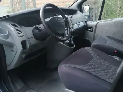 Second-hand Nissan Primastar 147 CP (108 kW) 2009 Negru Monovolum