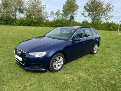 Używany Audi A4 Design 150 KM (110 kW) 2018 Niebieski Kombi
