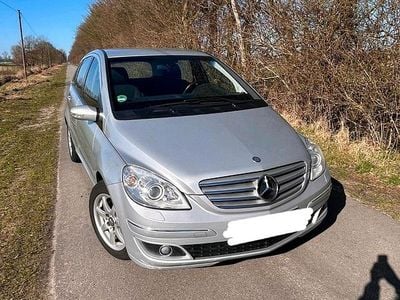 Gebraucht Mercedes B200 136 PS (100 kW) 2005 Grau Van / Kleinbus