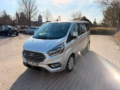 Gebraucht Ford Tourneo 136 PS (100 kW) 2025 Silber Van / Kleinbus