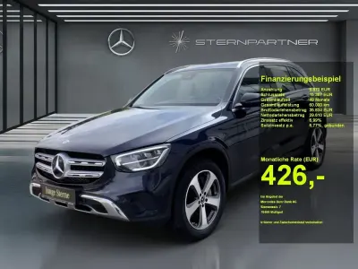 Używany Mercedes GLC300e AMG 194 KM (142 kW) 2022 Niebieski SUV