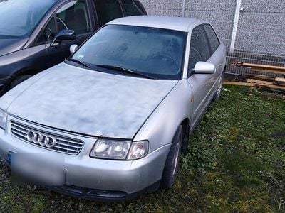 Gebraucht Audi A3 119 PS (87 kW) 2000 Kleinwagen