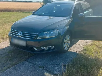 Gebraucht VW Passat 103 PS (75 kW) 2011 Andere farben Kombi