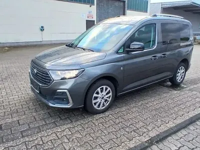 Gebraucht Ford Tourneo Connect Titanium 102 PS (75 kW) 2022 Grau Van / Kleinbus