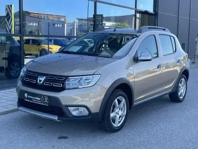 Gebraucht Dacia Sandero Prestige 90 PS (66 kW) 2020 Beige Limousine