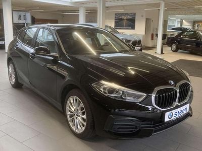 Schwarz ii Gebraucht 2024 BMW 118 Advantage Kleinwagen | 23.370 € (Fairer Preis)