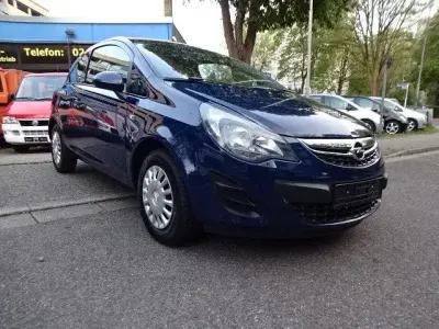Używany Opel Corsa 69 KM (50 kW) 2014 Niebieski Hatchback