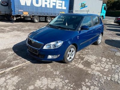 Gebraucht Skoda Fabia 70 PS (51 kW) 2011 Blau Limousine