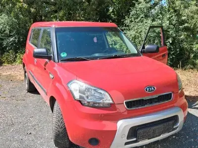 Gebraucht Kia Soul Attract 116 PS (85 kW) 2010 Rot SUV