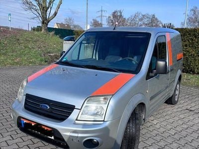 Gebraucht Ford Tourneo Connect 90 PS (66 kW) 2010 Silber Van / Kleinbus