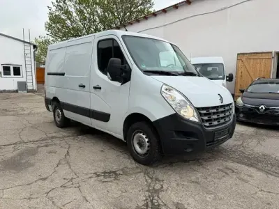 Używany Renault Master 101 KM (74 kW) 2012 Biały Sedan/Limuzyna