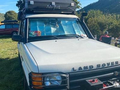 Gebraucht Land Rover Discovery 2 139 PS (102 kW) 1999 Weiß SUV