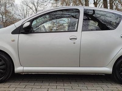 Usata Toyota Aygo 67 CV (49 kW) 2008 Argento Utilitaria