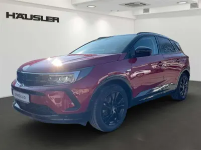 Second-hand Opel Grandland X 224 CP (164 kW) 2022 Roșu SUV