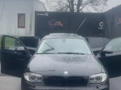 Gebraucht BMW 116 122 PS (89 kW) 2008 Schwarz Kleinwagen