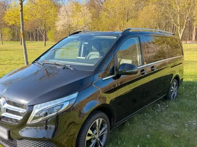 Gebraucht Mercedes V250 Avantgarde Edition 190 PS (139 kW) 2019 Schwarz Van / Kleinbus