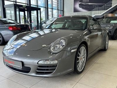 Porsche 911 Carrera 4
