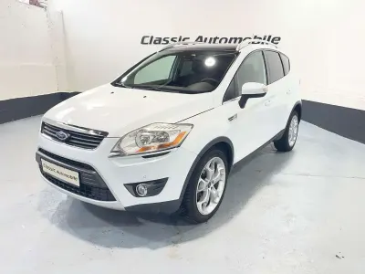 Gebraucht Ford Kuga Titanium 163 PS (119 kW) 2011 Weiß SUV