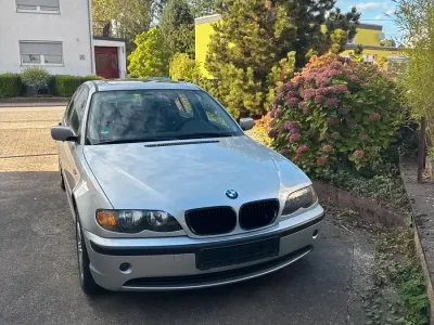 Gebraucht BMW 318 143 PS (105 kW) 2001 Grau Limousine