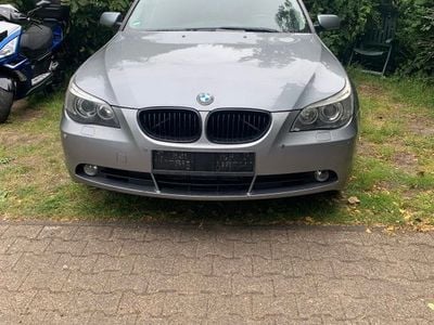 BMW 525