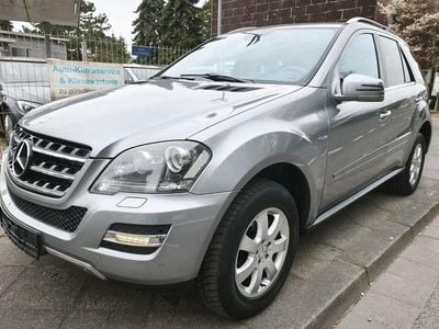 Gebraucht Mercedes ML350 211 PS (155 kW) 2010 Silber SUV
