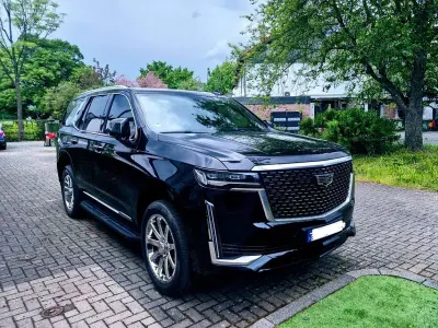 Gebraucht Cadillac Escalade 426 PS (313 kW) 2021 Schwarz SUV