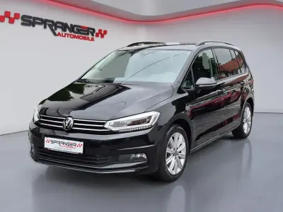 Gebraucht VW Touran R 150 PS (110 kW) 2026 Grenadillschwarz metallic Van / Kleinbus