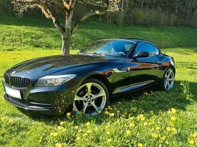 Second-hand BMW Z4 M Performance 204 CP (150 kW) 2010 Negru Cabrio