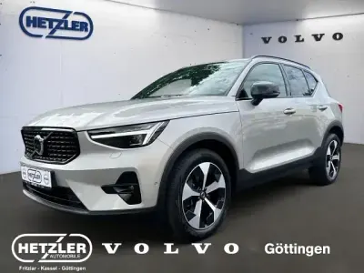Usata Volvo XC40 Plus 163 CV (119 kW) 2024 Argento SUV