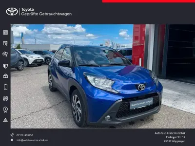 Gebraucht Toyota Aygo X Comfort 72 PS (52 kW) 2023 Blau SUV