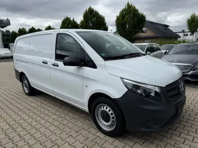 Gebraucht Mercedes Vito 102 PS (75 kW) 2022 Weiß Van