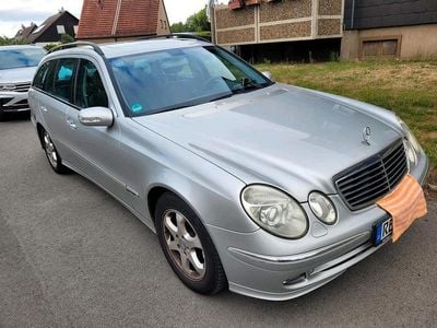 Mercedes E200