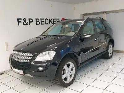 Gebraucht Mercedes ML350 272 PS (200 kW) 2008 Obsidianschwarz SUV