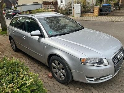 Begagnad Audi A4 140 HK (102 kW) 2005 Silver Kombi