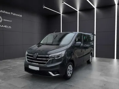Neu Renault Trafic Evolution 150 PS (110 kW) 2026 Kometengrau metallic Van / Kleinbus