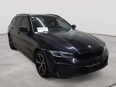 Gebraucht BMW 320 Sport Line 190 PS (139 kW) 2024 Saphirschwarz metallic Kombi