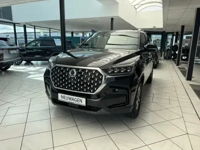 Neu KGM Rexton 203 PS (149 kW) 2026 Schwarz SUV