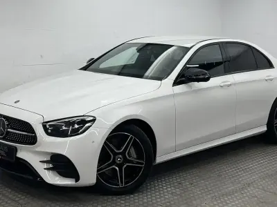 Używany Mercedes E400 AMG 330 KM (242 kW) 2022 Biały Sedan/Limuzyna