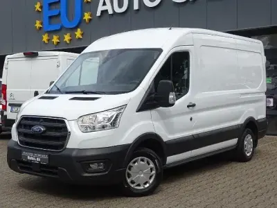 Gebraucht Ford Transit Trend 131 PS (96 kW) 2022 Frostweiss Van